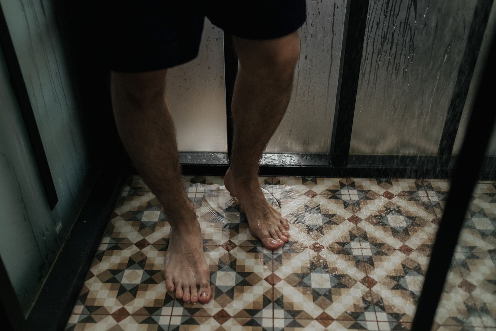Home Remedies and Laser for Toenail Fungus: What the Evidence Says